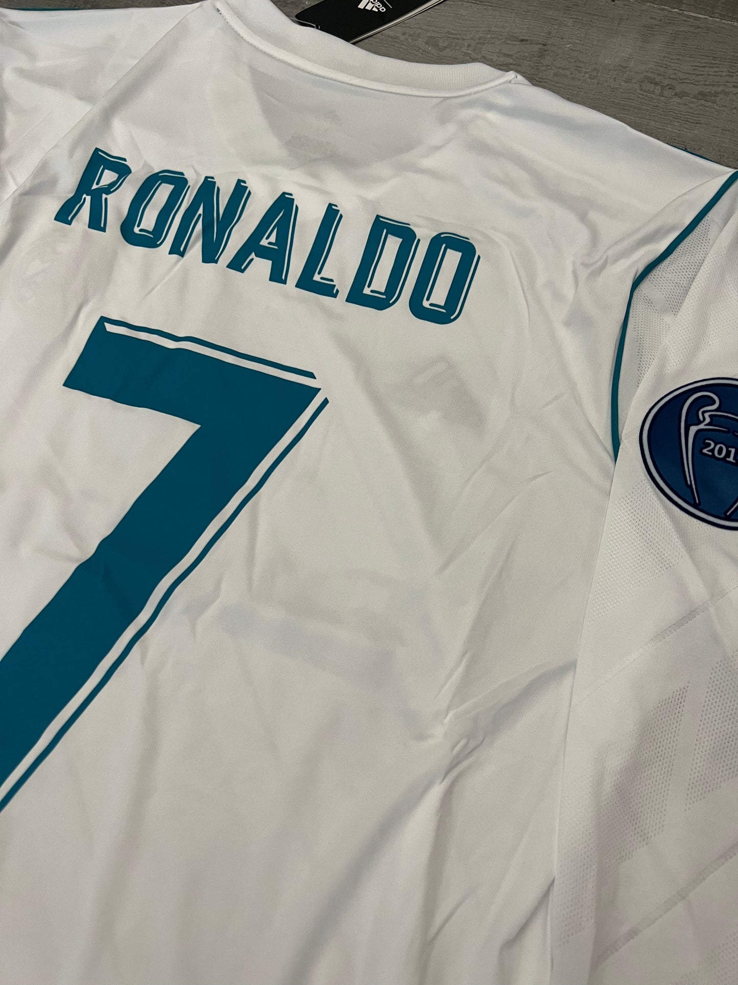 2017-18 - REAL MADRID HOME | RETRO