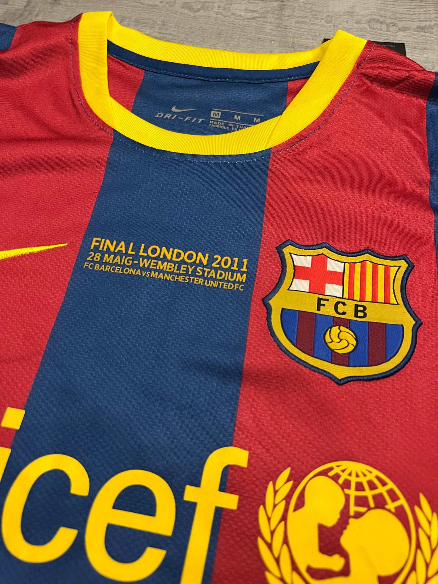 2010-11 - BARCELONA HOME | RETRO