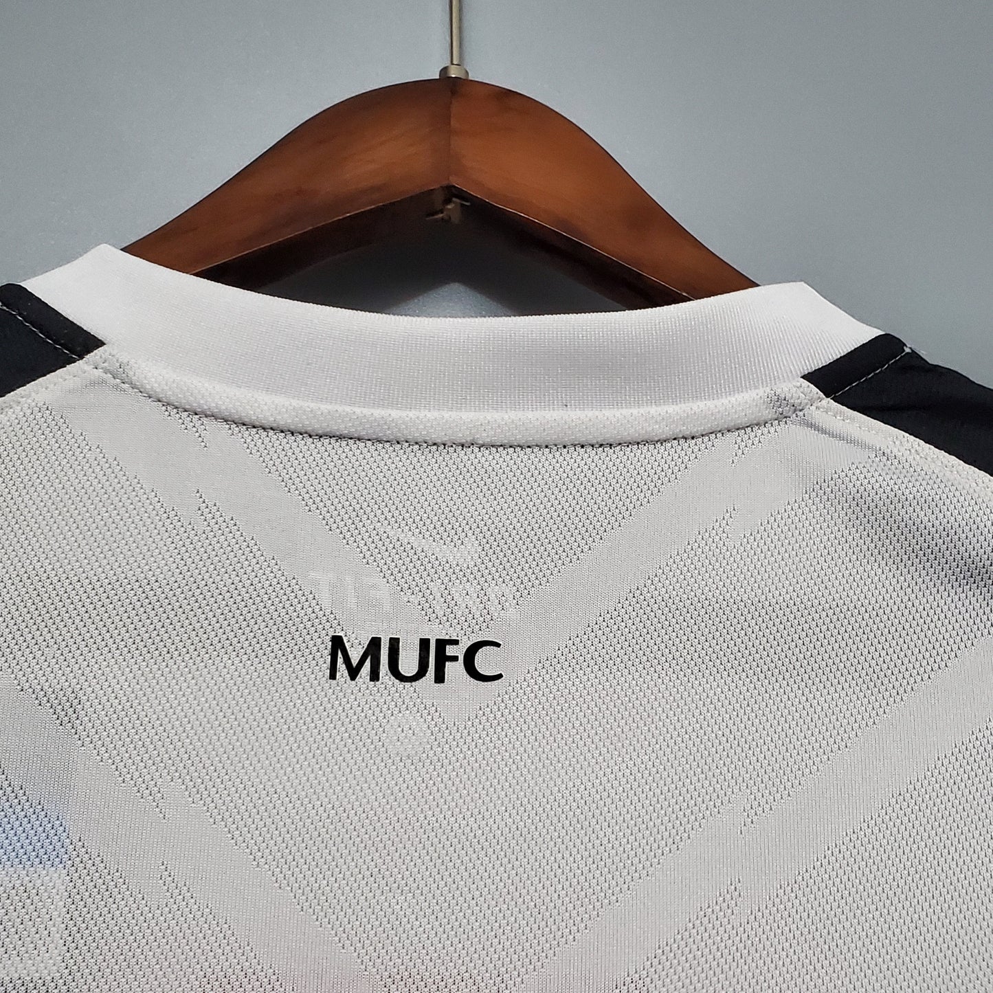 2010-11 - MANCHESTER UNITED AWAY | RETRO